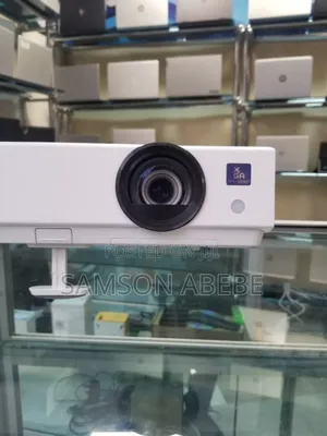 Photo - Sony Projector
Model Name VPL-Dx220