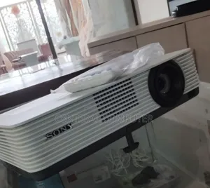 Sony VPL Dx 220 Model