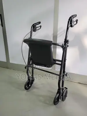 Walker With Seat Chair囪walker With Underseat Accessory騭ወከር