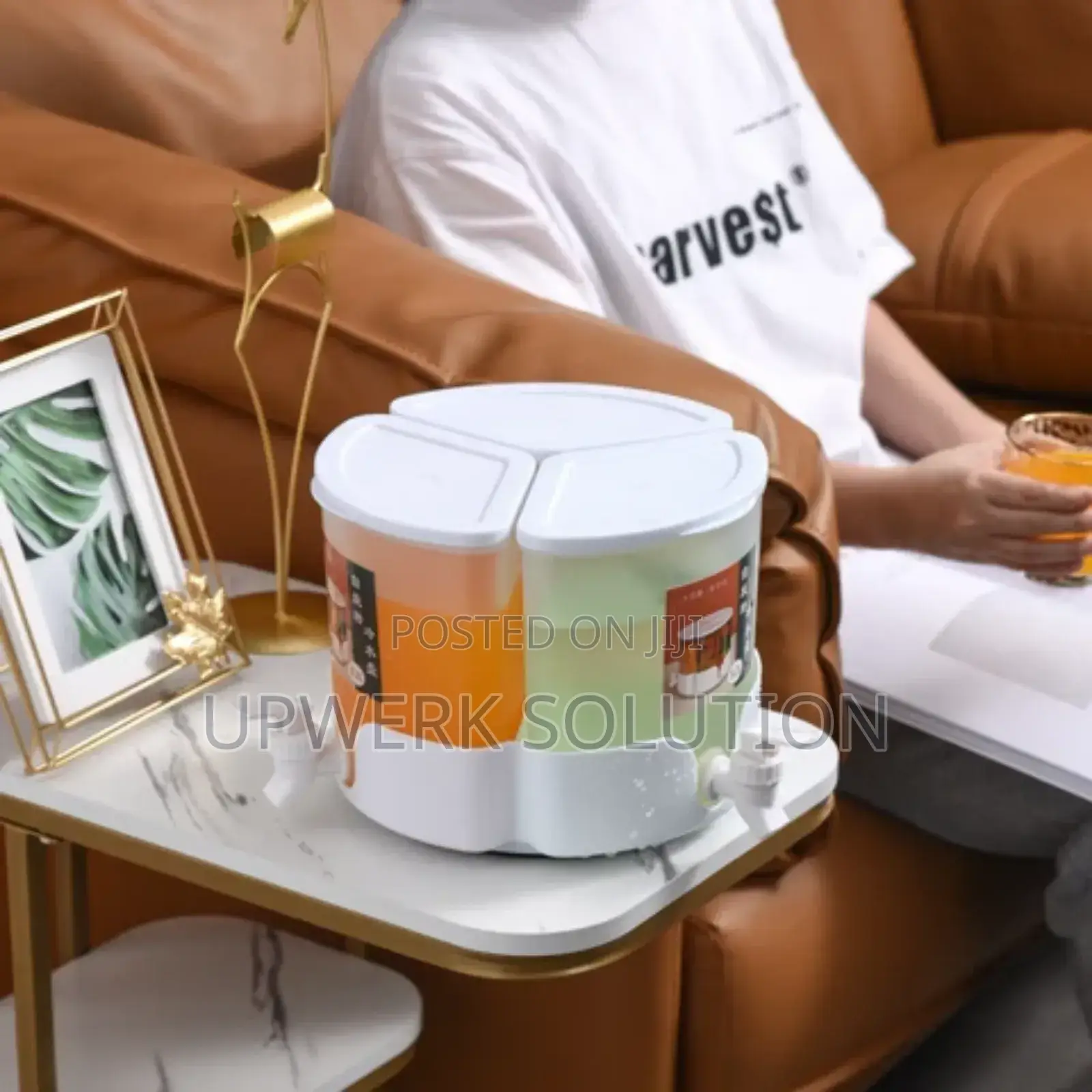 Plastic Drink Dispenser Cold Water Kettle 3 Grids