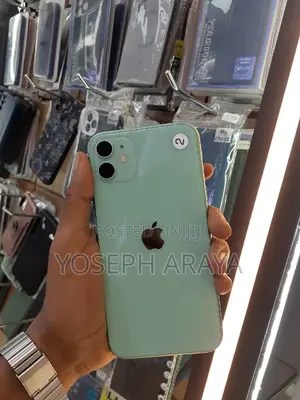 New Apple iPhone 11 64 GB Gray