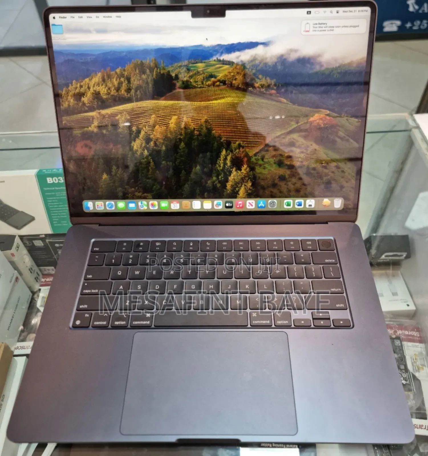 New Laptop Apple MacBook Air 2015 8GB Apple M3 SSD 256GB