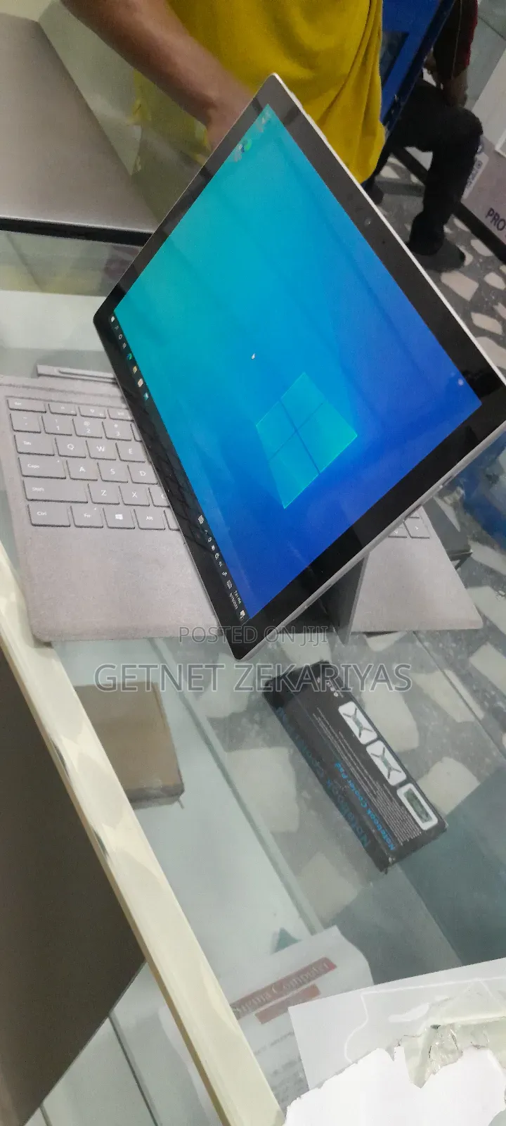 New Laptop Microsoft Surface Pro 6 8GB Intel Core I5 SSD 128GB