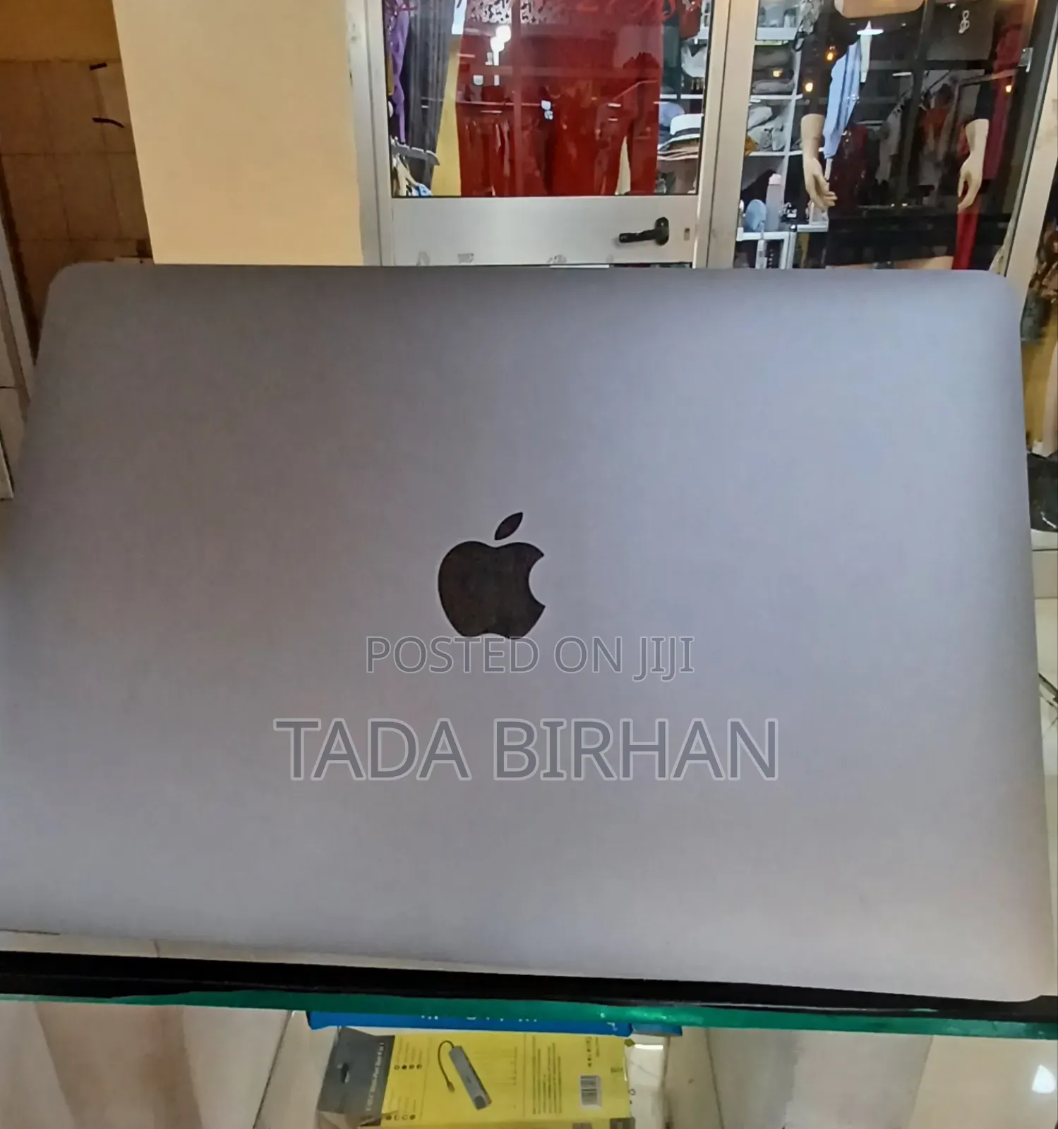 New Laptop Apple MacBook Air 2020 M1 16GB Intel Core I7 SSD 512GB