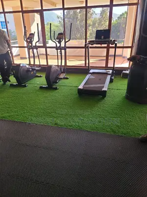 Photo - የቤት ዉስጥ Reebok Fr20 and 30 Cross Trainer Bikes