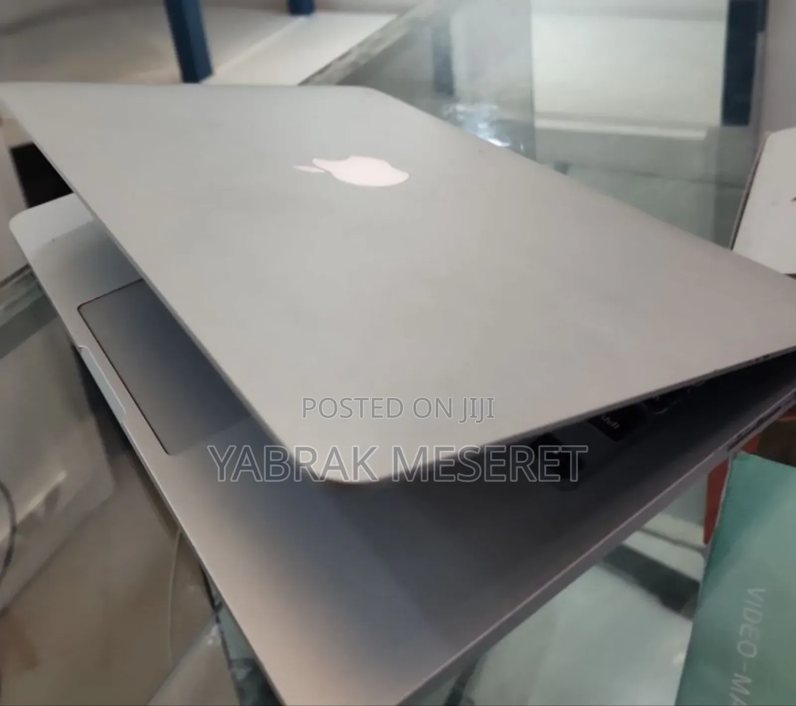 New Laptop Apple MacBook Pro 2013 8GB Intel Core I5 SSD 512GB