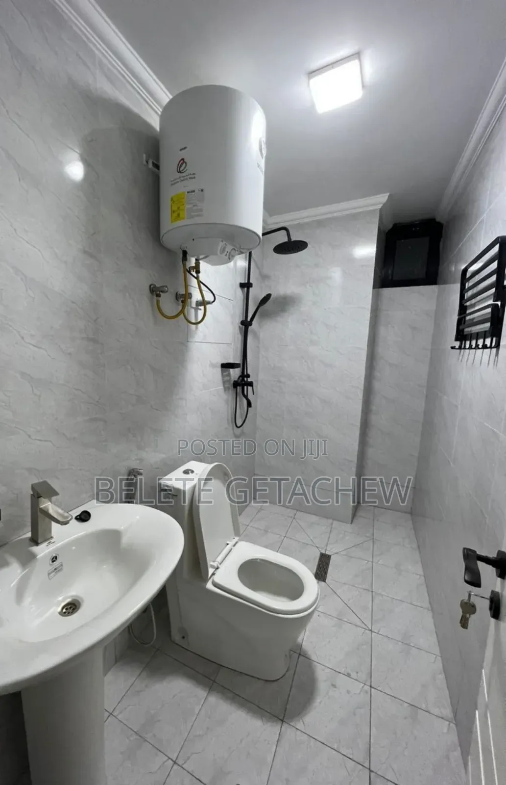 3bdrm Apartment in Megenagna Amc ,, Bole for sale