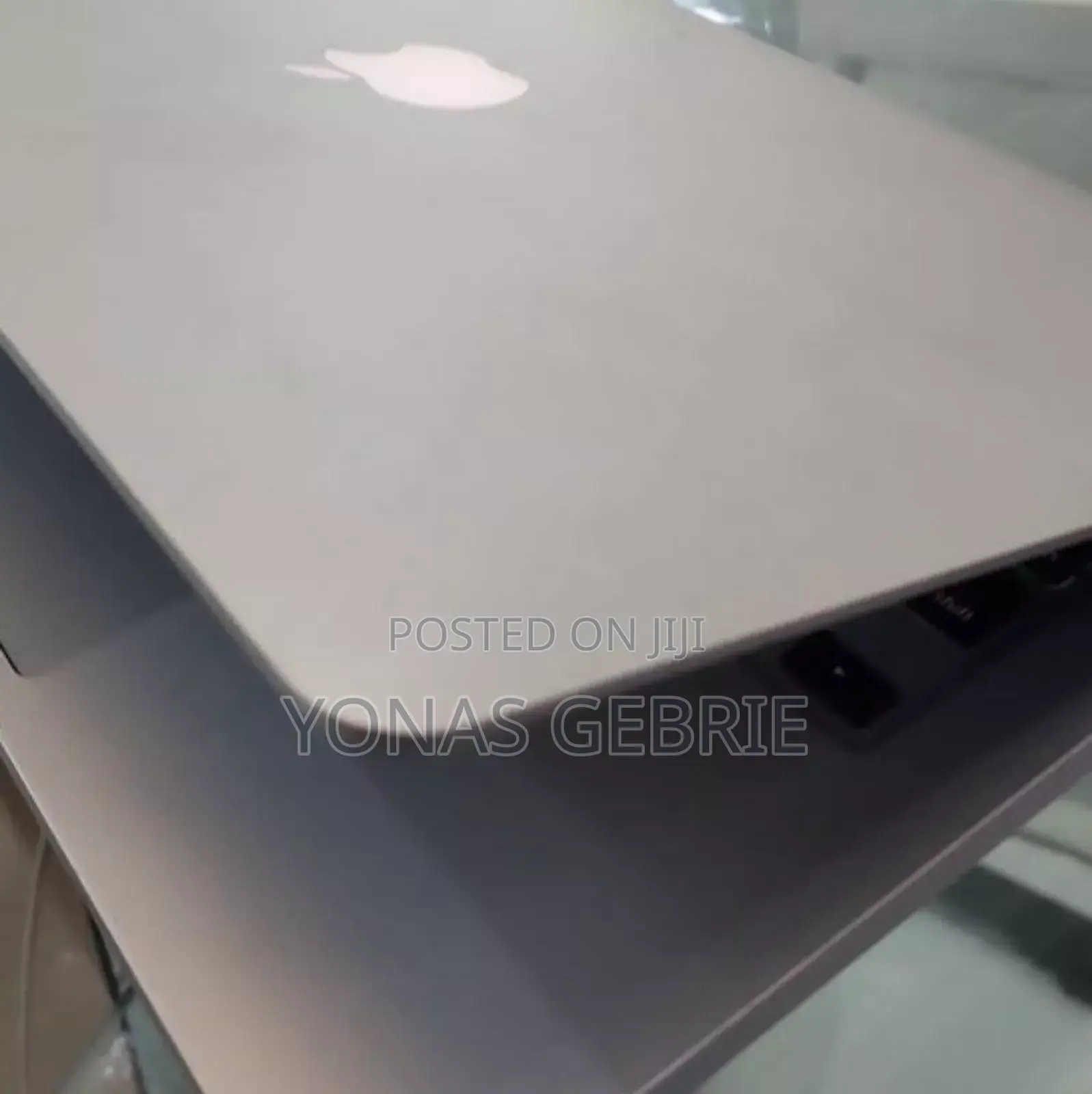 New Laptop Apple MacBook Pro 2013 8GB Intel Core I5 SSD 512GB