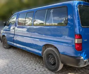 Toyota Grand HiAce 2008 Blue