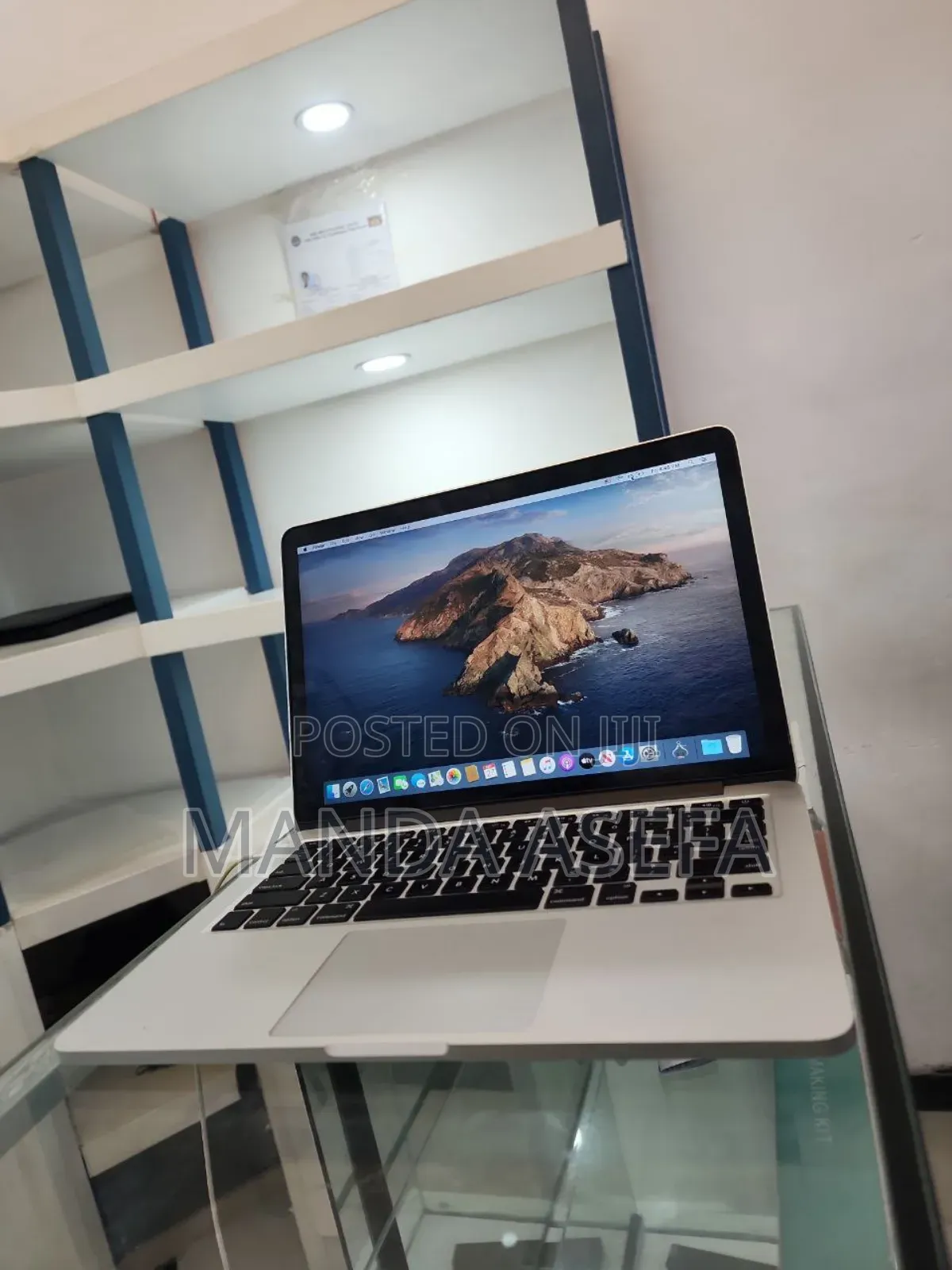 New Laptop Apple MacBook Pro 8GB Intel Core I5 SSD 512GB