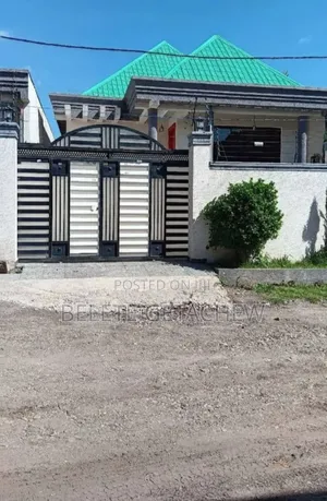 3bdrm Villa in Semit 72, Luxury, Bole for sale