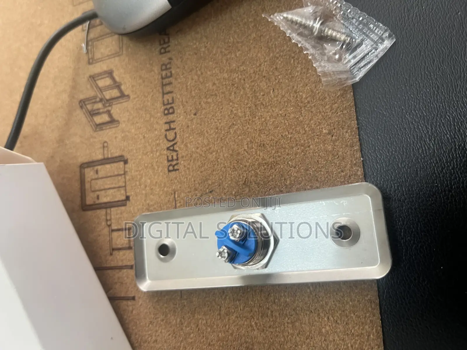 Simple Stainless Exit Button for Access Control