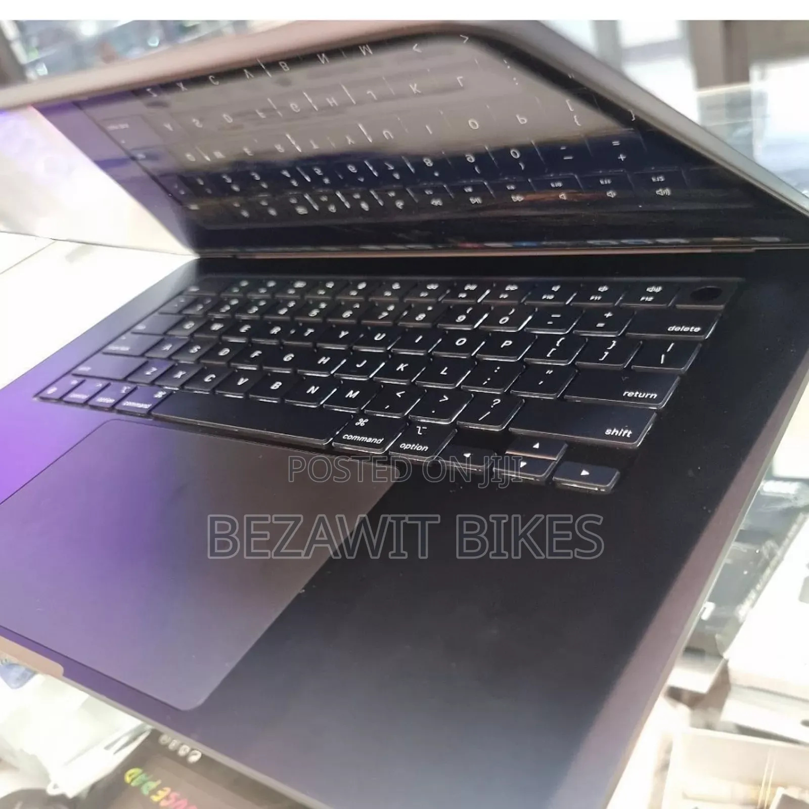 New Laptop Apple MacBook Air 8GB Apple M3 SSD 256GB