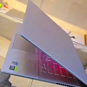 New Laptop HP Envy 15 16GB Intel Core I7 SSD 512GB