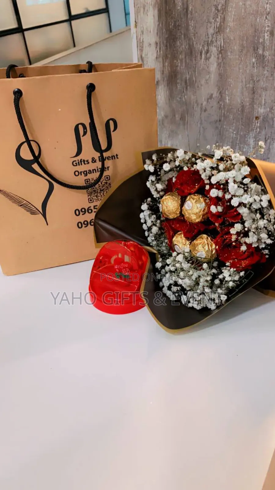 *Love Ball Flower Gift