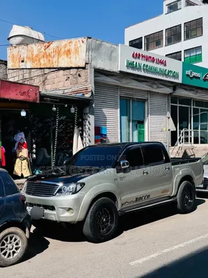 Toyota Hilux 2008 Gold