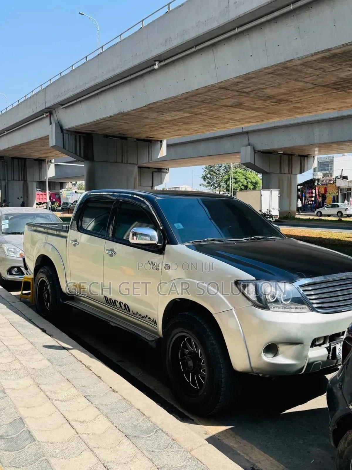 Toyota Hilux 2008 Gold