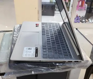 New Laptop HP Stream Notebook 8GB AMD Ryzen 5 SSD 512GB