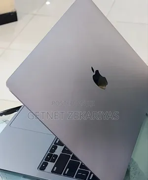 New Laptop Apple MacBook Air 2020 16GB Intel Core I7 SSD 512GB