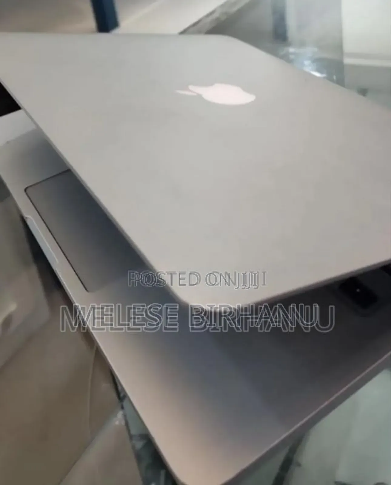 New Laptop Apple MacBook Pro 2013 8GB Intel Core i5 SSD 512GB