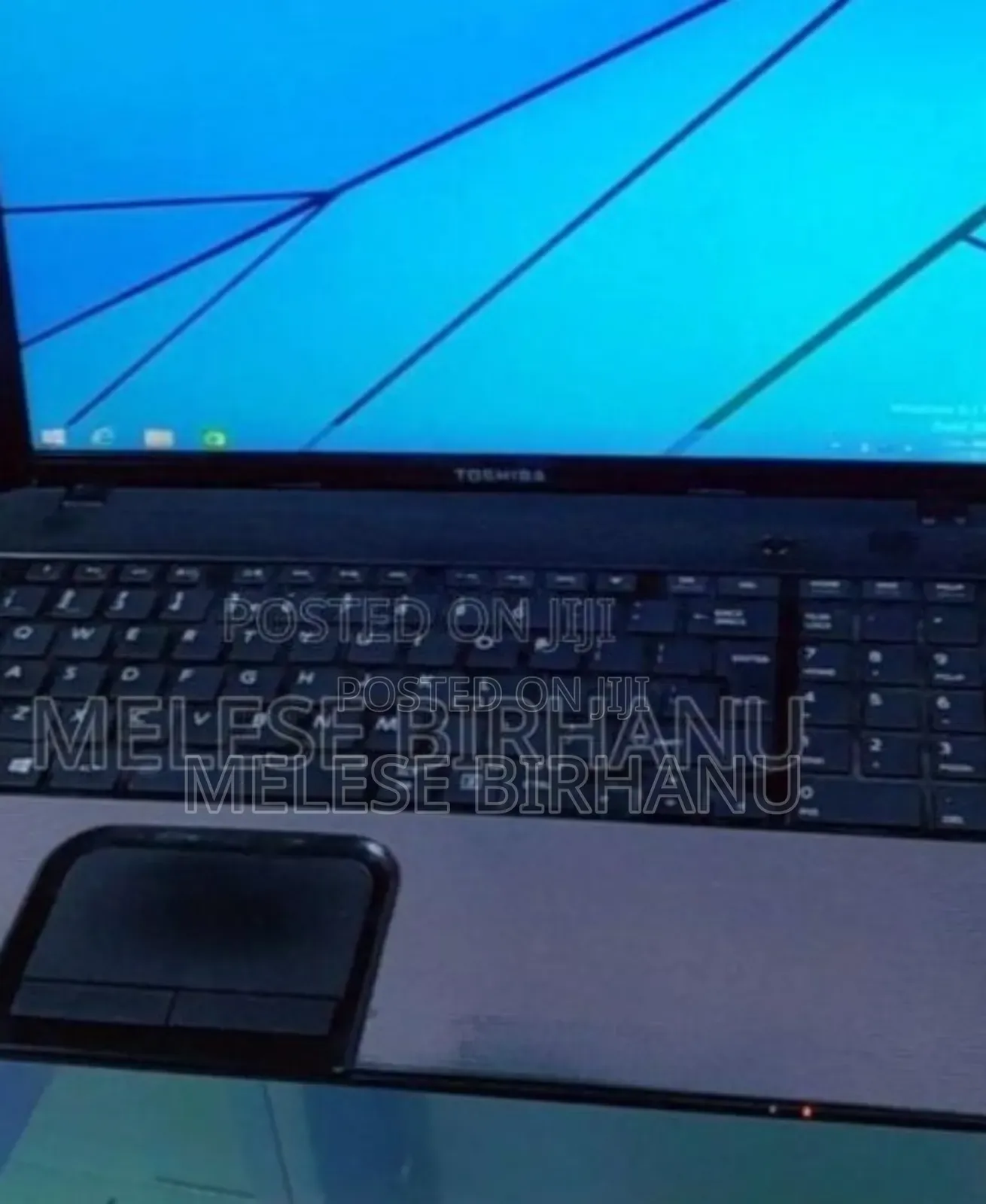 Laptop Toshiba Satellite C665 4GB Intel Core i5 HDD 500GB