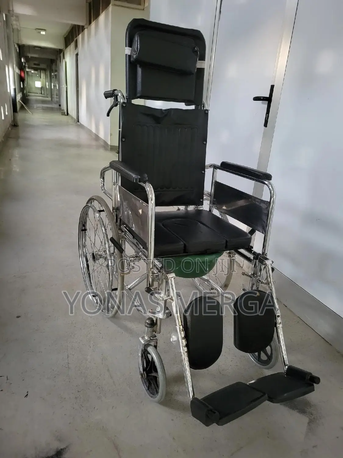 Toilet声wheelchair Weight Capacity 150kg
Seat With 18 Inches