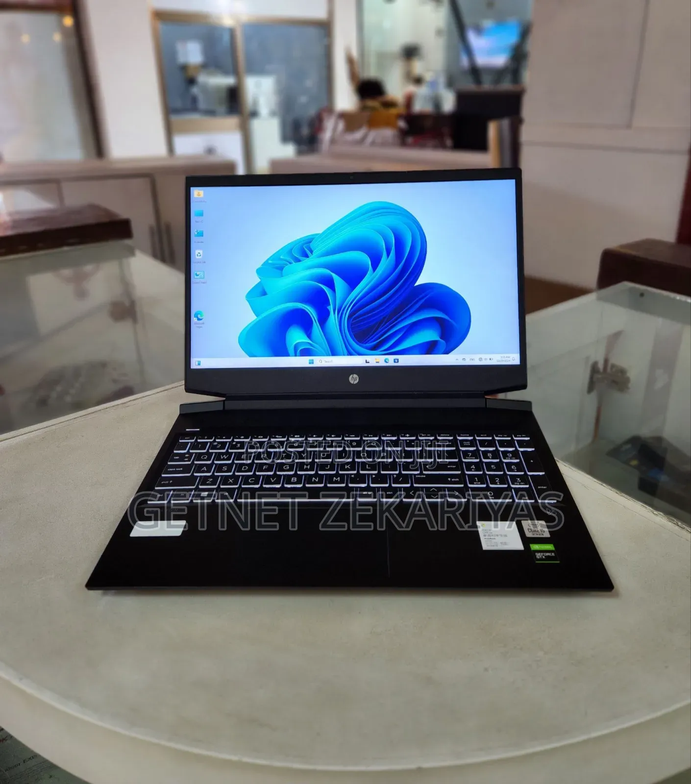 New Laptop HP Pavilion Power 15 16GB Intel Core I5 SSD 512GB