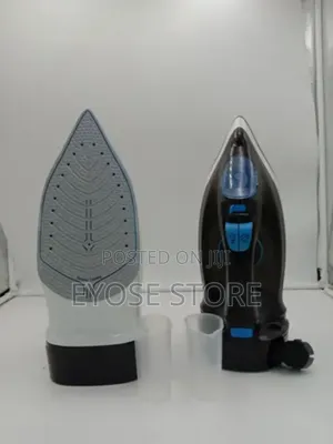  SAYONA  Electric Steam Iron