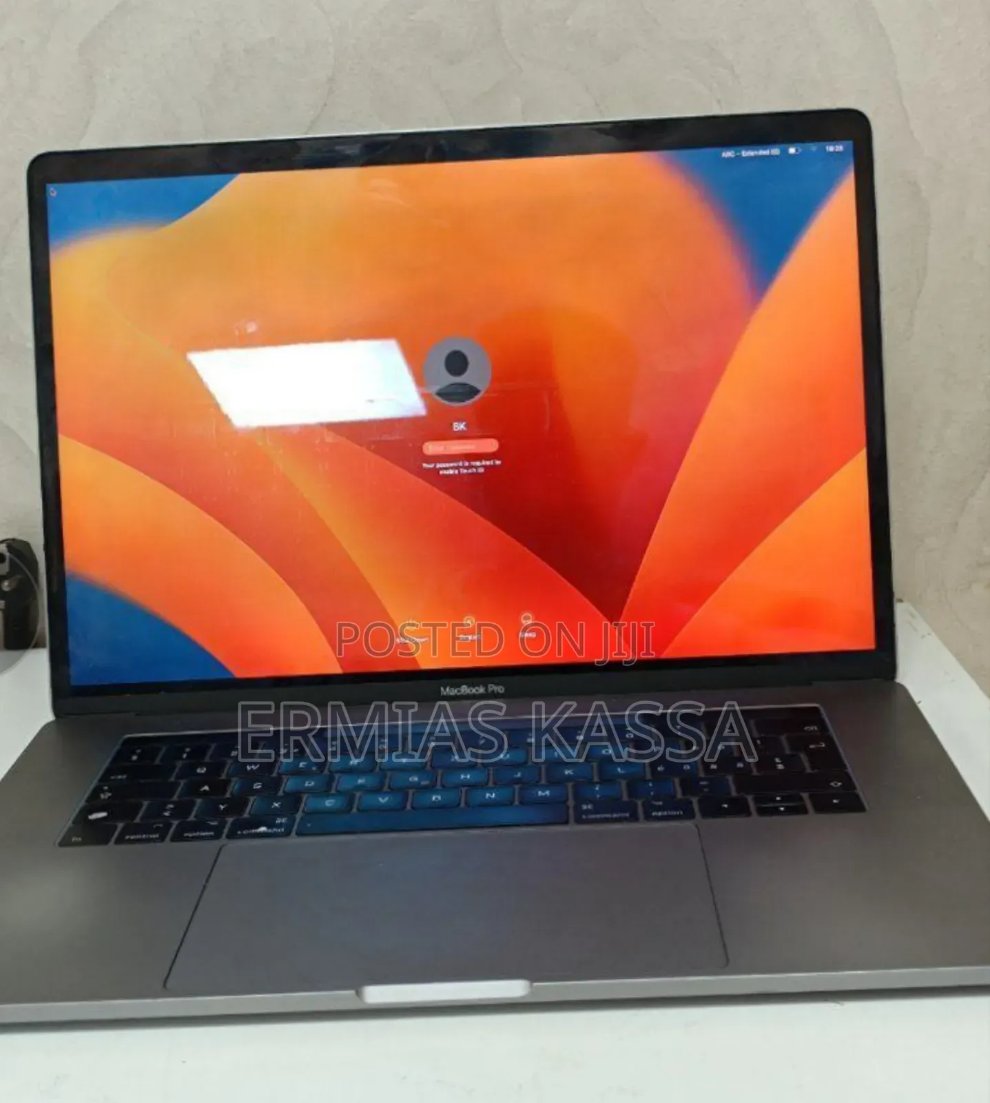 New Laptop Apple MacBook Pro 2017 16GB Intel Core I7 SSD 512GB