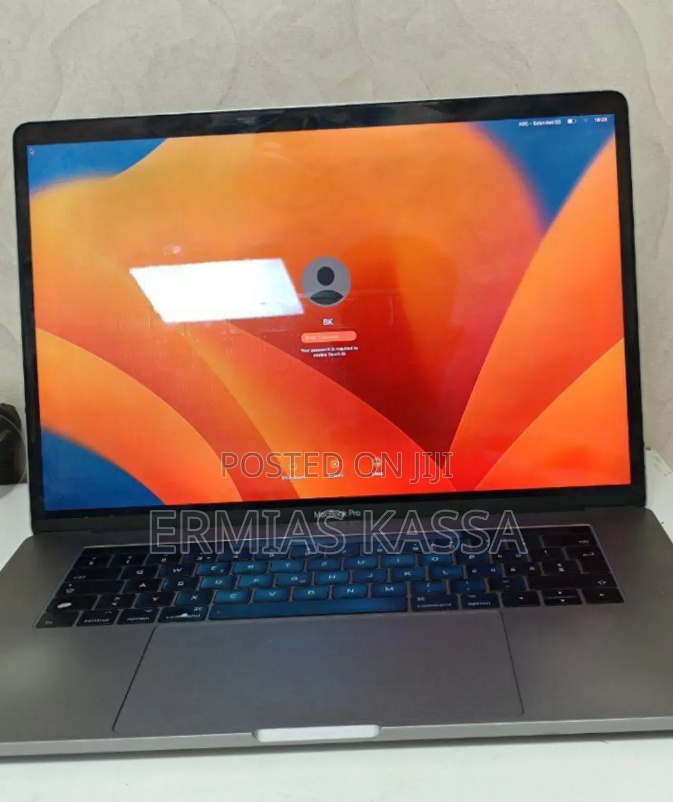 New Laptop Apple MacBook Pro 2017 16GB Intel Core I7 SSD 512GB