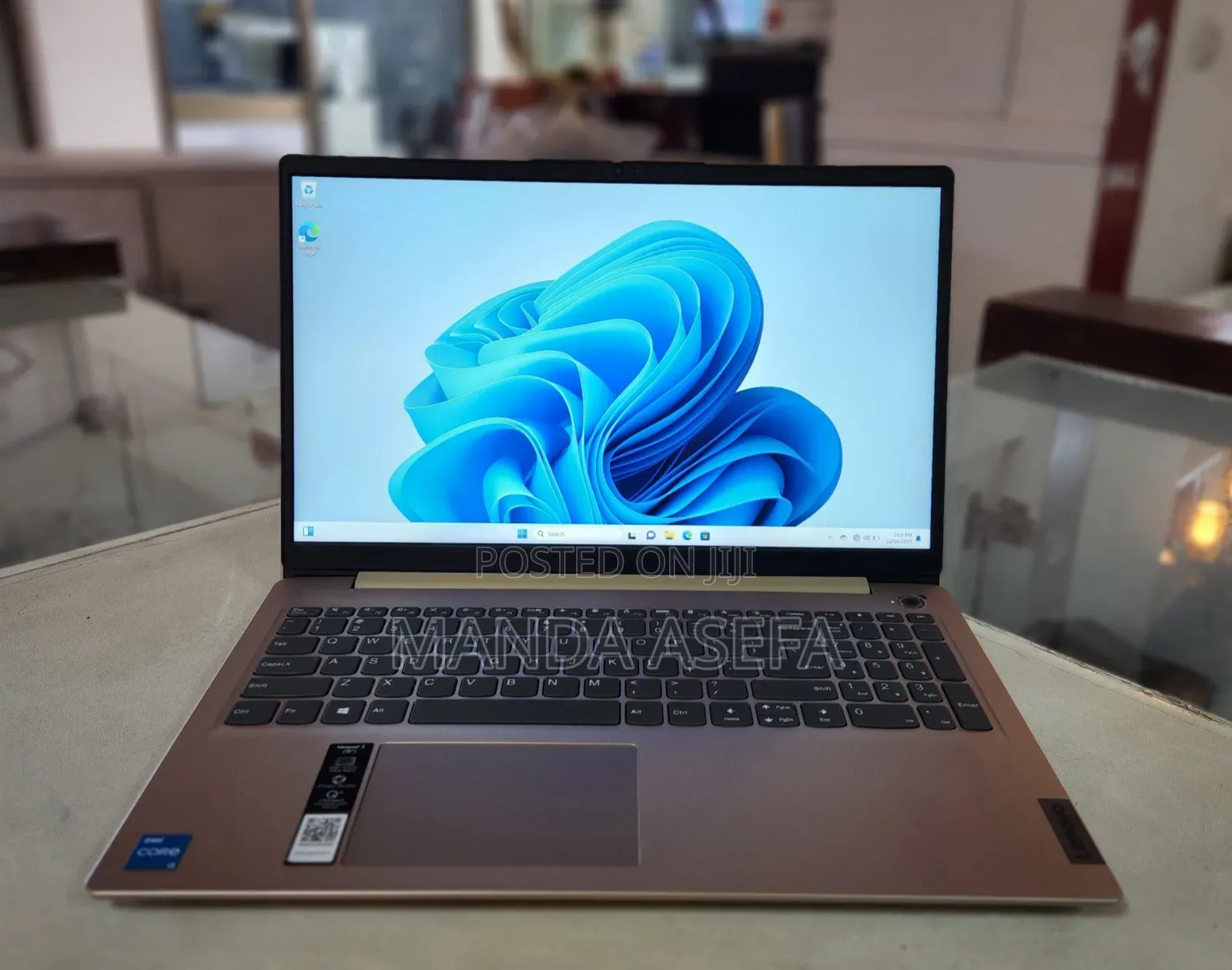 New Laptop Lenovo Ideapad 3 8GB Intel Core I3 SSD 256GB