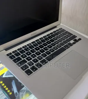 New Laptop Apple MacBook Air 2013 8GB Intel Core I7 SSD 512GB