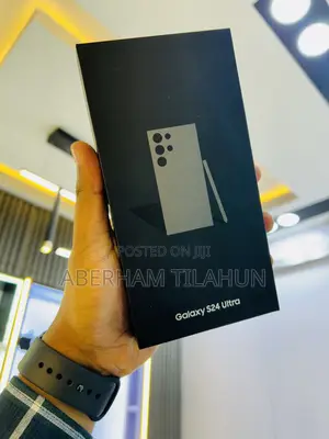 Photo - New Samsung Galaxy S24 Ultra 512 GB Gray