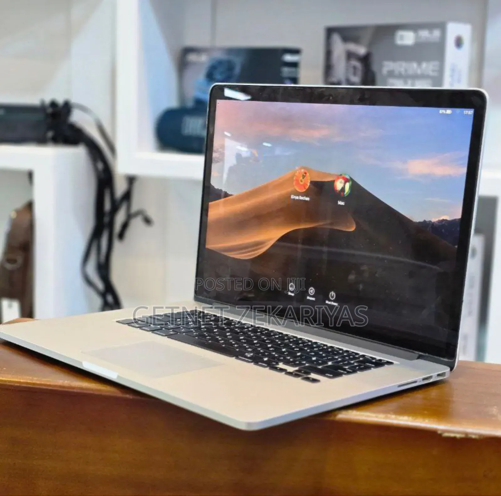 New Laptop Apple MacBook Pro 2015 16GB Intel Core I7 SSD 512GB