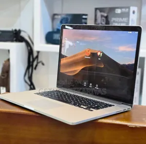 Photo - New Laptop Apple MacBook Pro 2015 16GB Intel Core I7 SSD 512GB