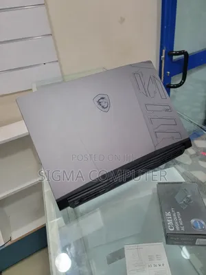 New Laptop MSI Pulse GL66 16GB Intel Core I9 SSD 1T