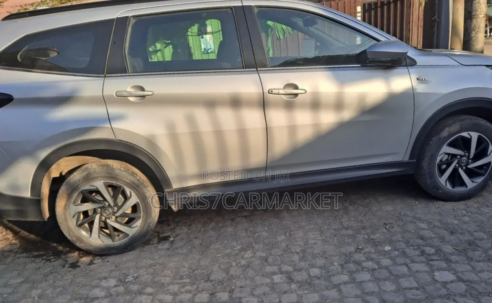 Toyota Rush 1.5 RWD 2021 Silver