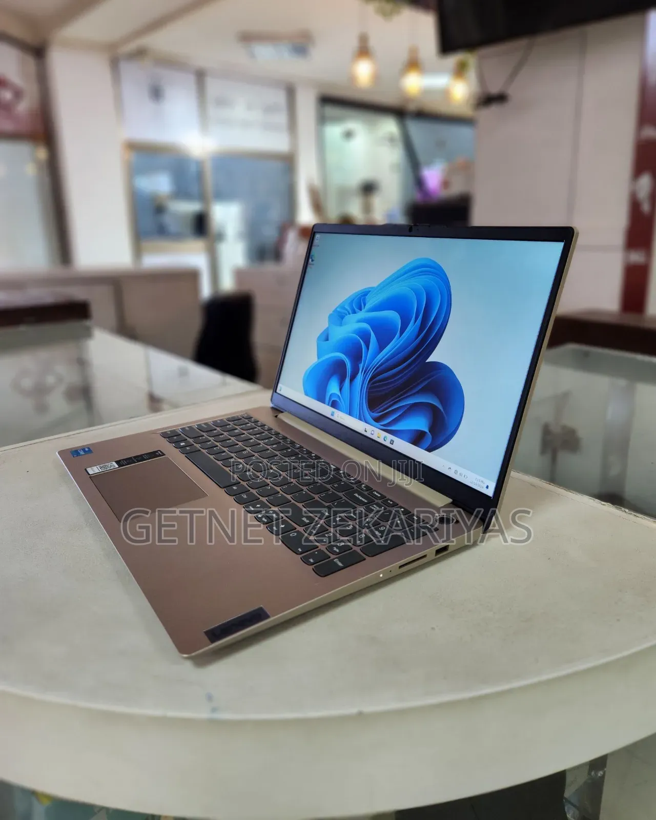 New Laptop Lenovo IdeaPad 110S 8GB Intel Core I3 SSD 256GB