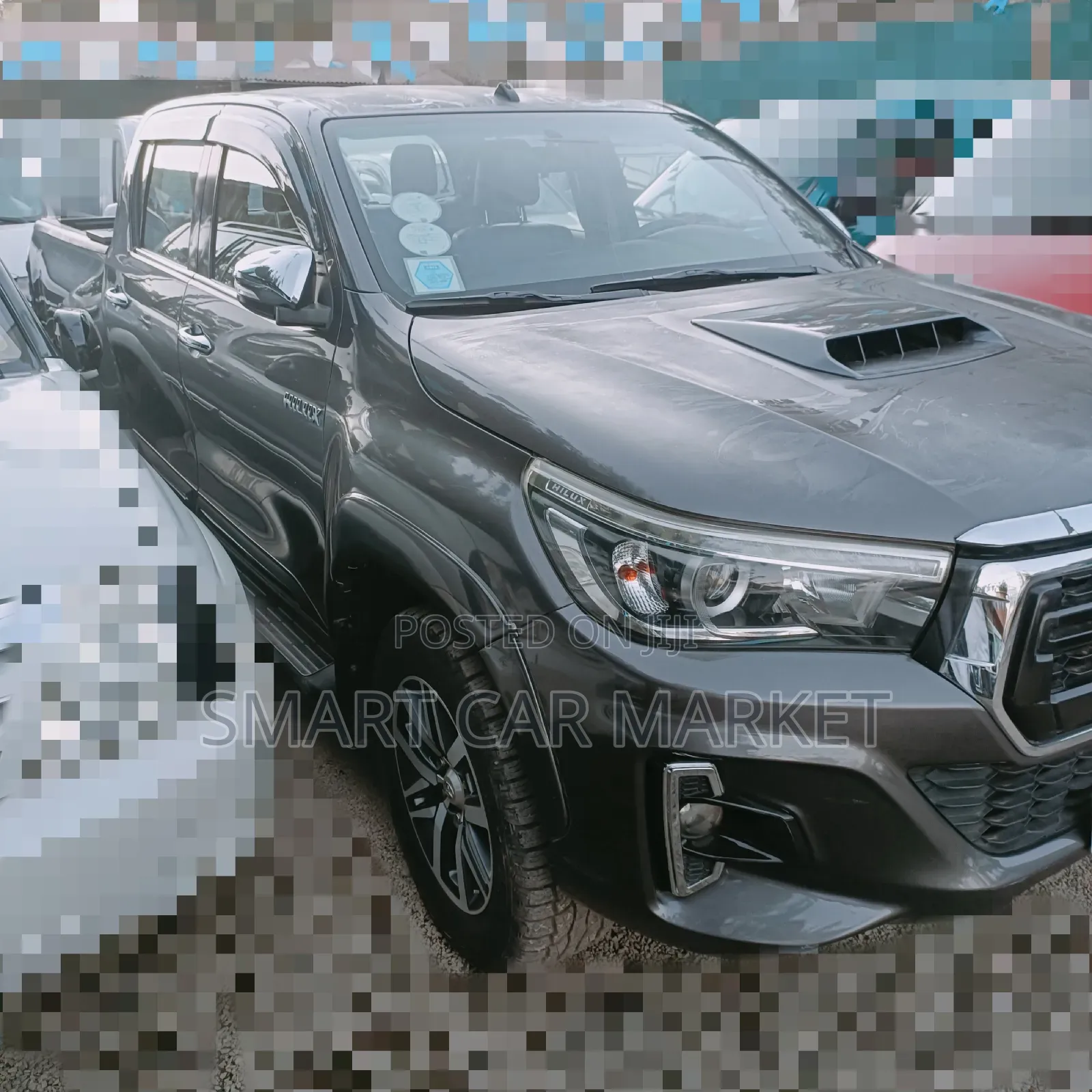 Toyota Hilux 2016 Gray
