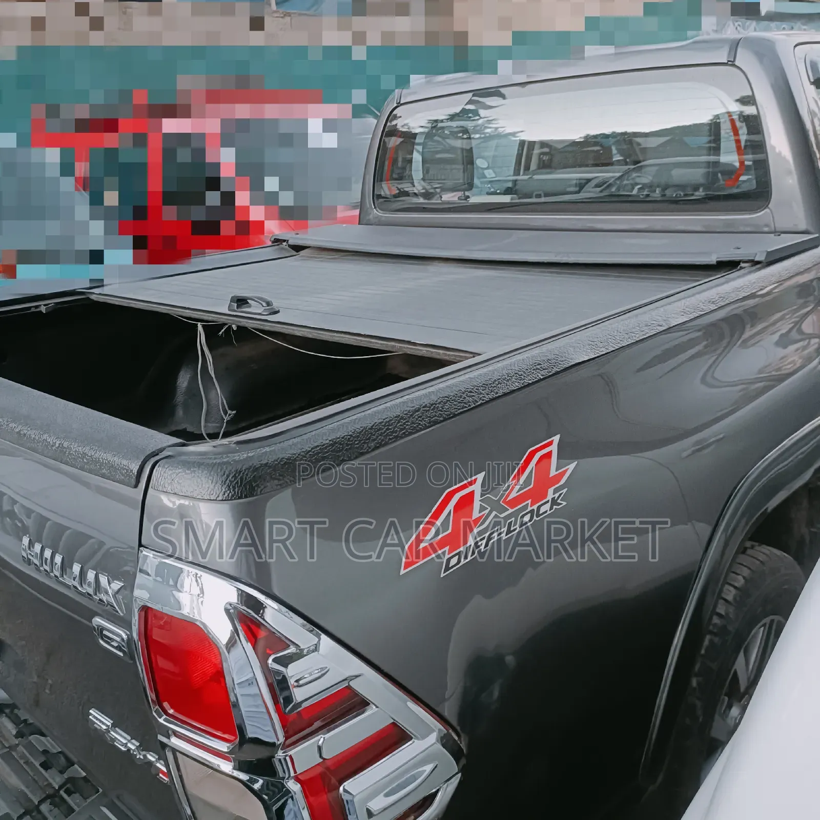 Toyota Hilux 2016 Gray