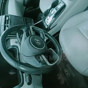 Hyundai Tucson 2021 Brown