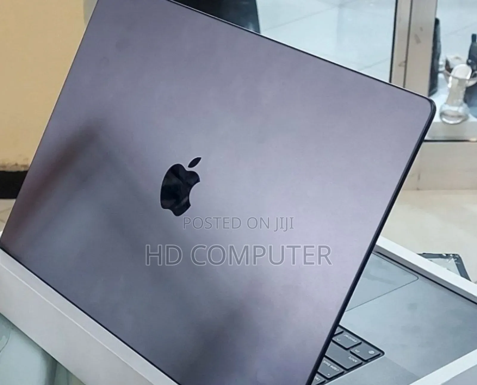 New Apple MacBook Pro 2023 M3 Max 16-Inch 16GB Apple M3 SSD 512GB