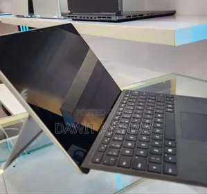 New Laptop Microsoft Surface Pro 7+ 12GB Intel Core I5 SSD 256GB