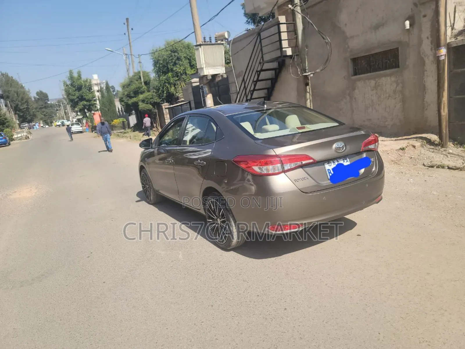 Toyota Yaris 2020 Brown