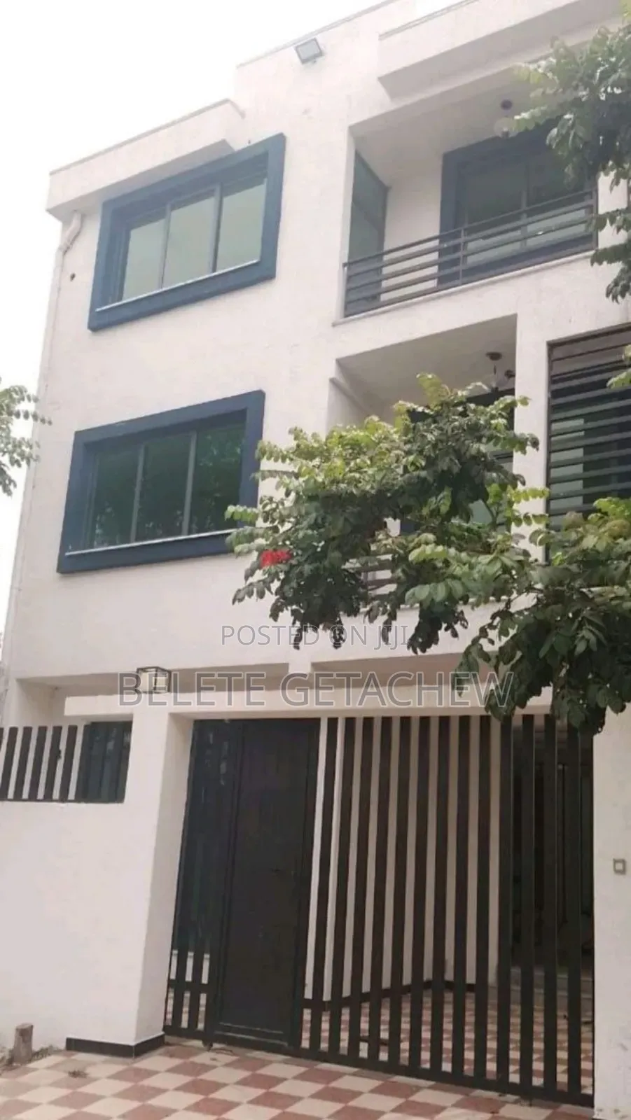 7bdrm House in Bole Bulbula, G+2 for sale