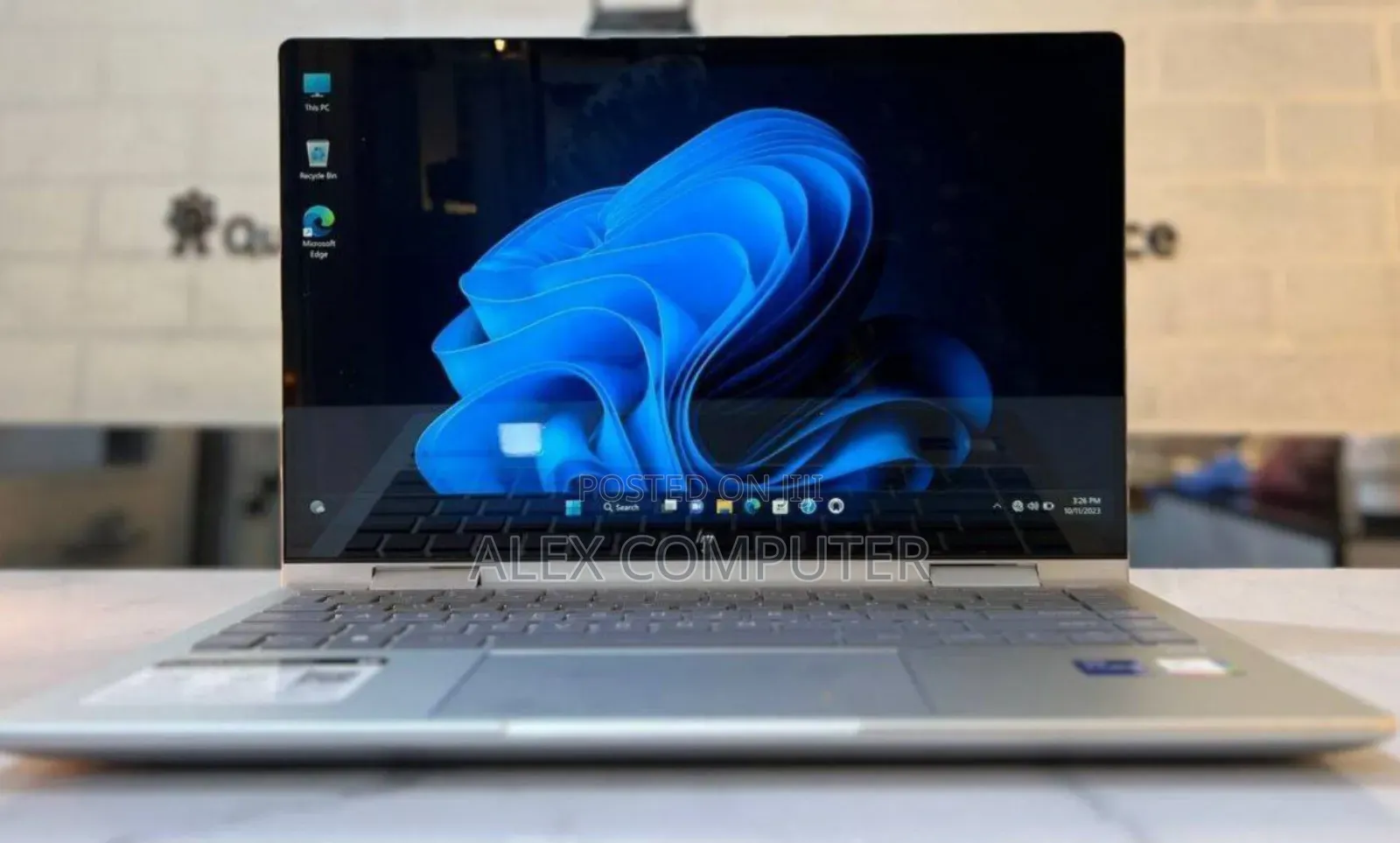 New Laptop HP Envy X360 16GB Intel Core I7 SSD 1T