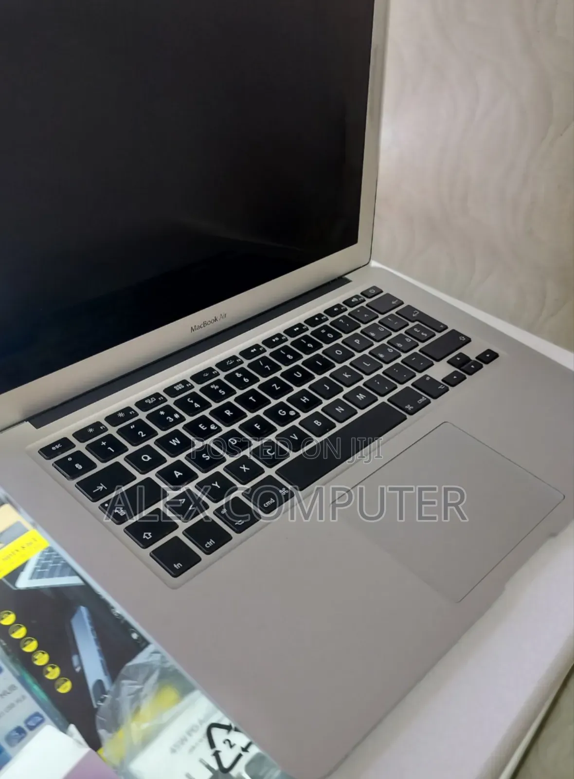New Laptop Apple MacBook Air 2013 8GB Intel Core I7 SSD 512GB