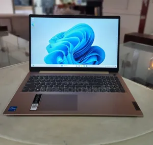 Photo - New Laptop Lenovo Ideapad 3 8GB Intel Core I3 SSD 256GB