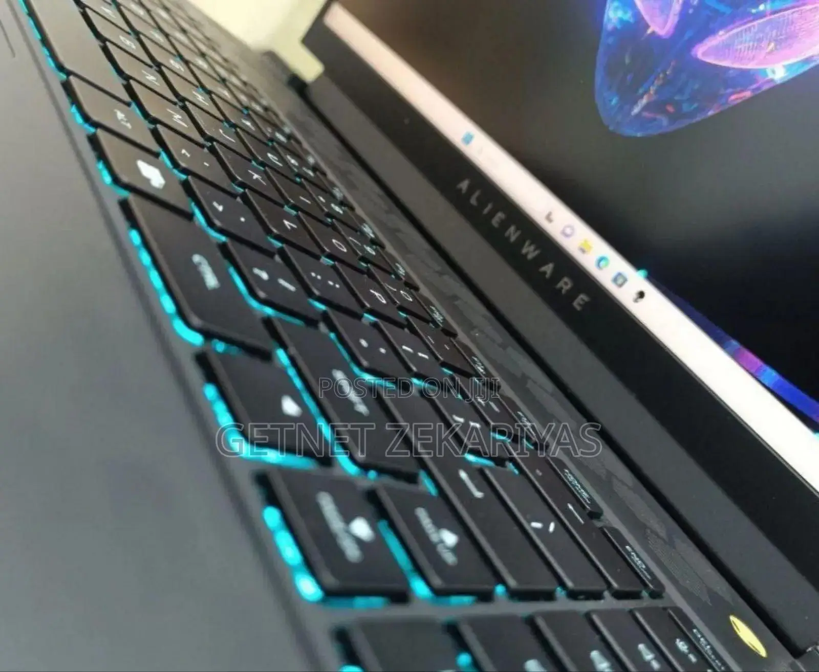 New Laptop Alienware M17x R2 16GB Intel Core I7 SSD 1T