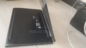 New Laptop Lenovo Chromebook S330 8GB AMD Ryzen 5 SSD 60GB